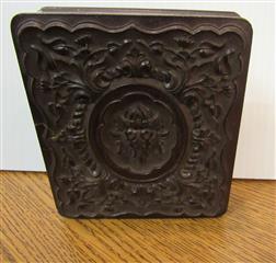 ANTIQUE Twin daguerreotypes in a double gutta percha frame